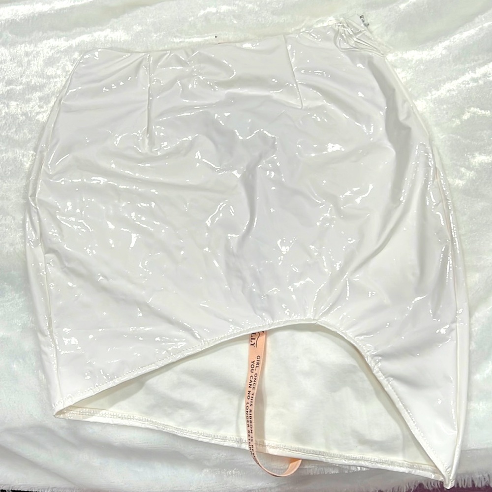 Brand new skirt